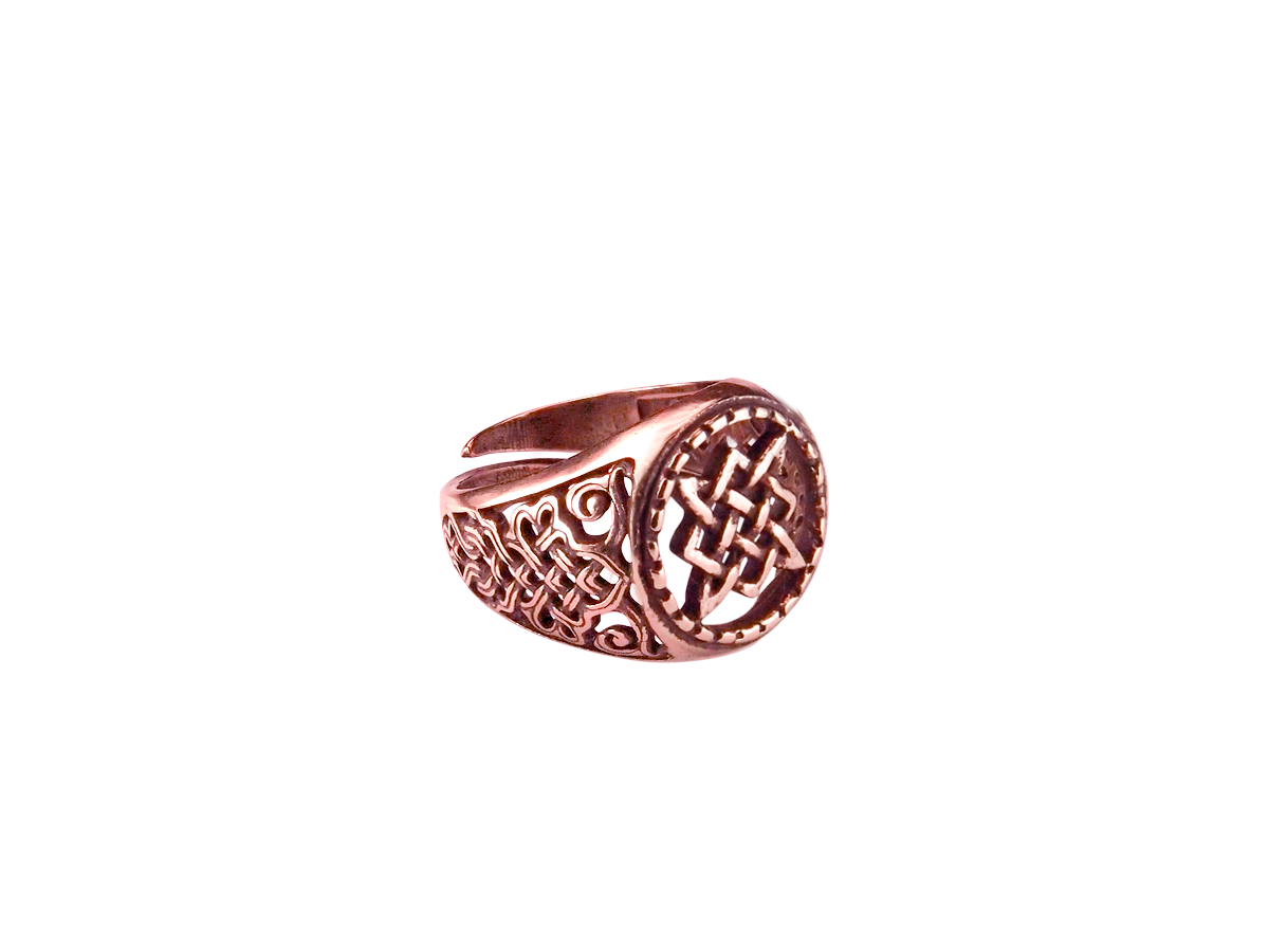 Cut-patterned ring "Svarog Square"